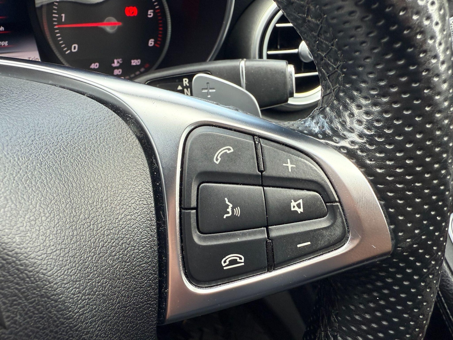 Used Mercedes-Benz C Class 2015 for sale - 77074039: Photo 26