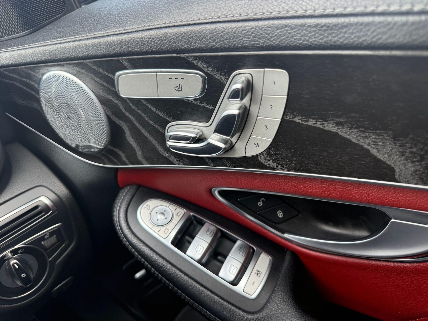 Used Mercedes-Benz C Class 2015 for sale - 77074039: Photo 31