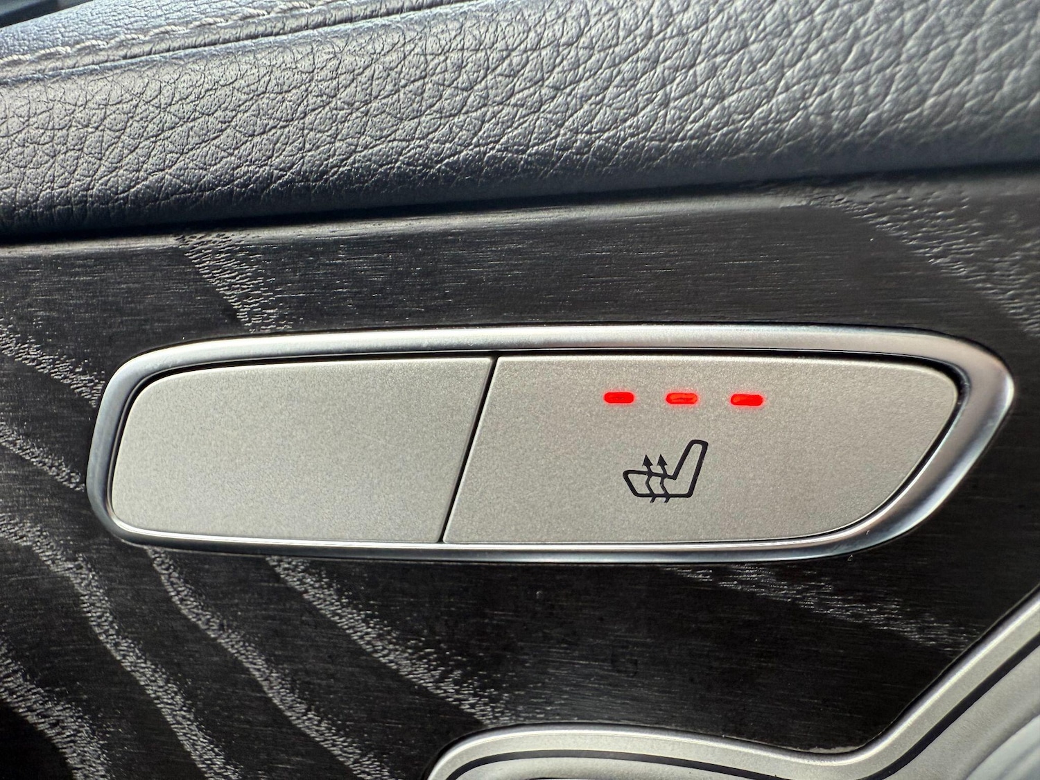 Used Mercedes-Benz C Class 2015 for sale - 77074039: Photo 33