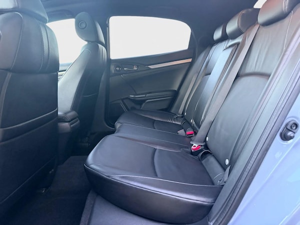 Used Honda Civic 2017 for sale - 76175491: Photo 17