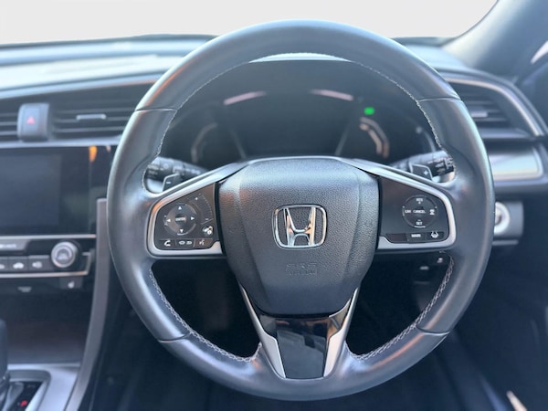 Used Honda Civic 2017 for sale - 76175491: Photo 24