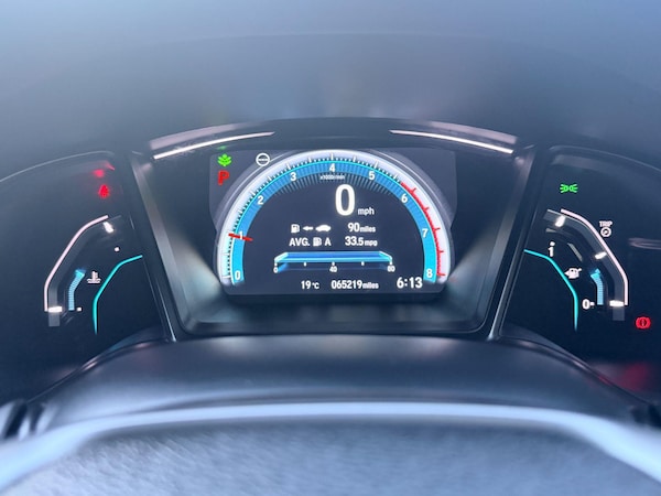 Used Honda Civic 2017 for sale - 76175491: Photo 27