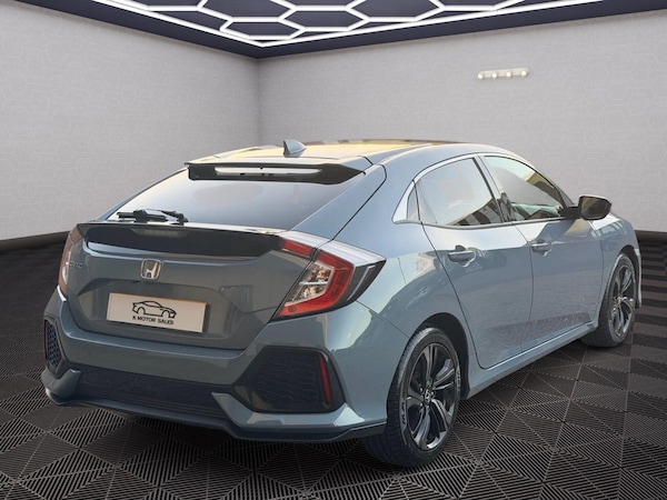 Used Honda Civic 2017 for sale - 76175491: Photo 4