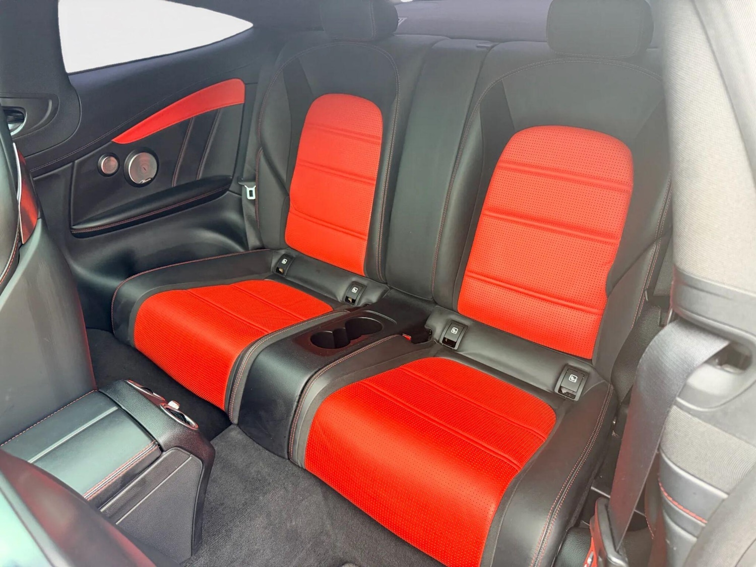 Used Mercedes-Benz C Class 2018 for sale - 76283904: Photo 19