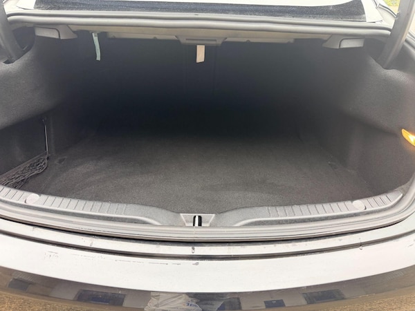 Used Mercedes-Benz C Class 2018 for sale - 76283904: Photo 24
