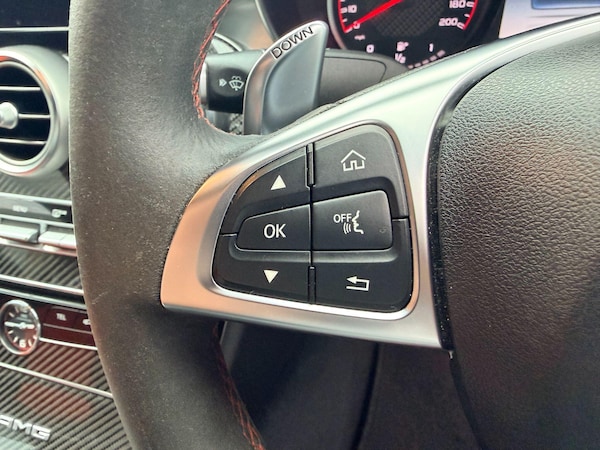 Used Mercedes-Benz C Class 2018 for sale - 76283904: Photo 26