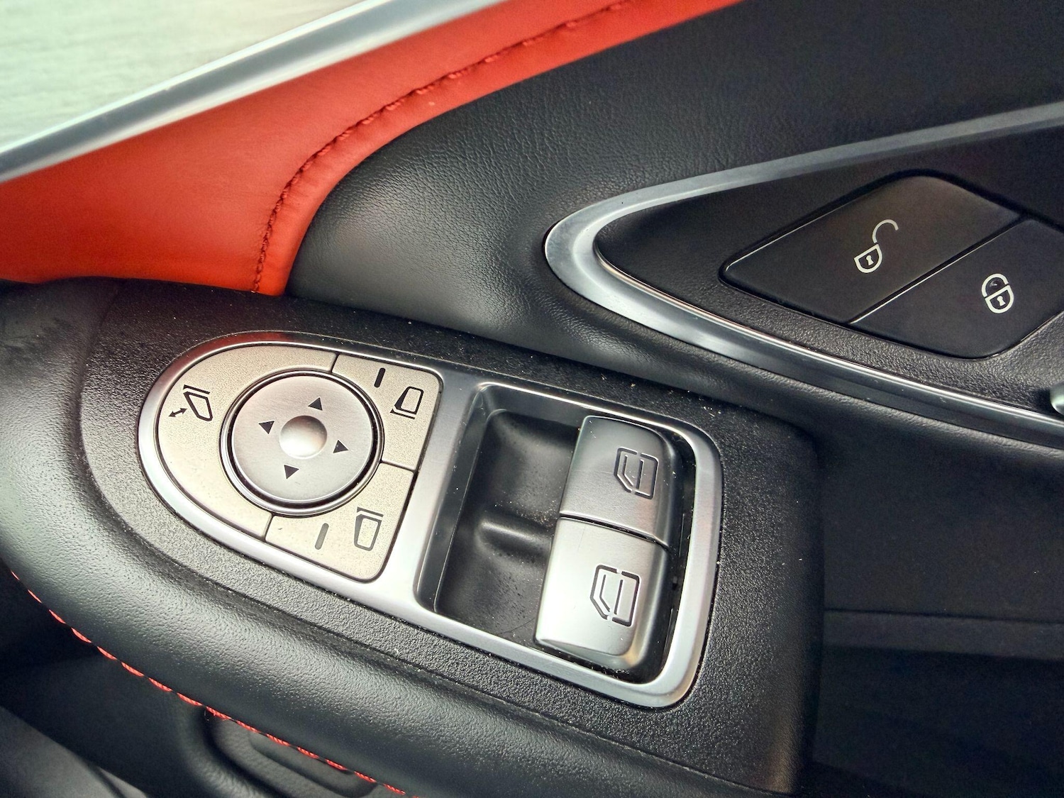 Used Mercedes-Benz C Class 2018 for sale - 76283904: Photo 36