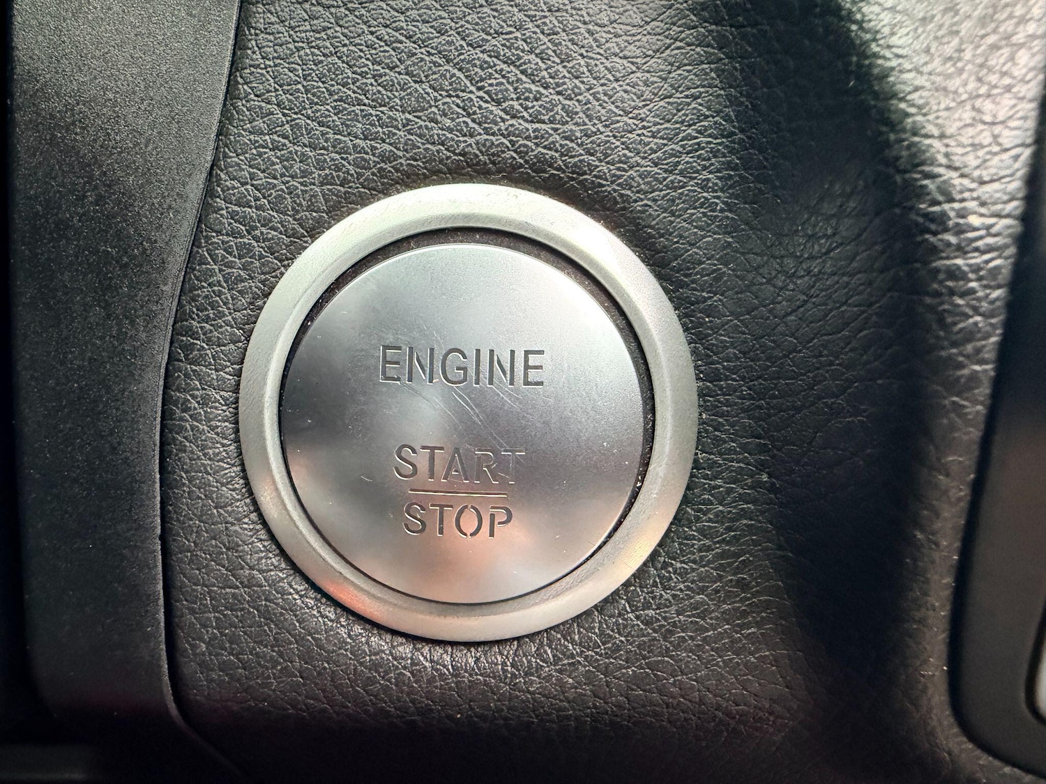 Used Mercedes-Benz C Class 2018 for sale - 76283904: Photo 38