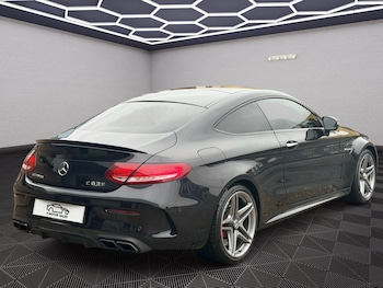 Used Mercedes-Benz C Class 2018 for sale - 76283904: Photo 4
