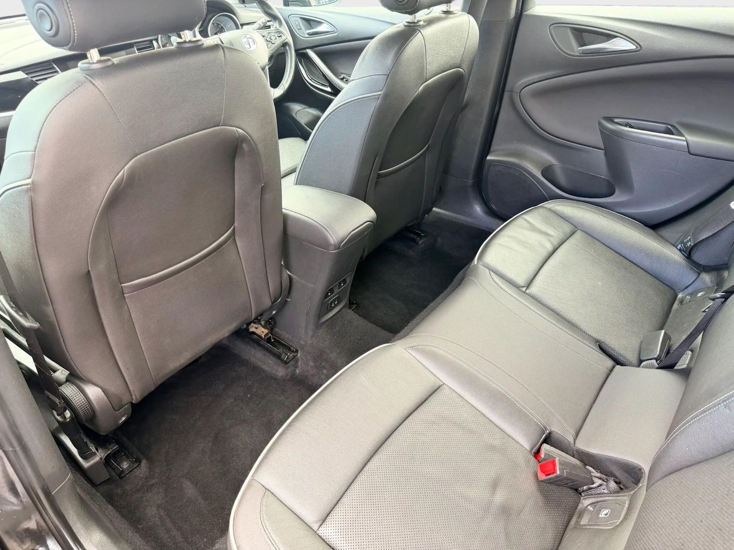 Used Vauxhall Astra 2016 for sale - 78072988: Photo 16