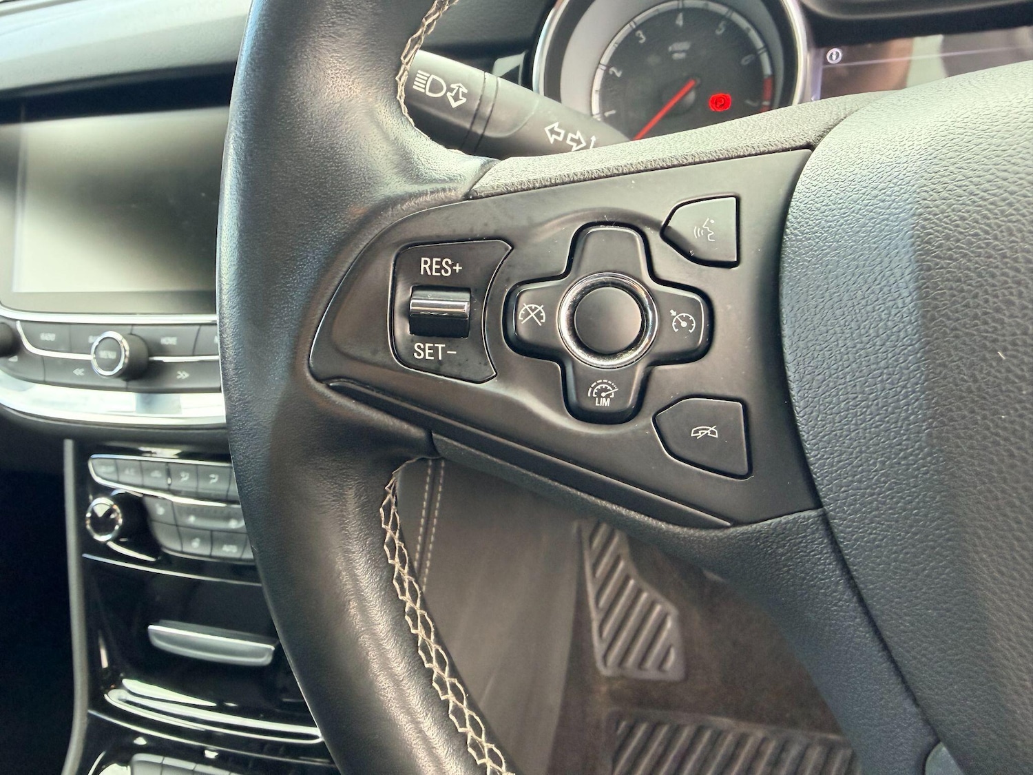 Used Vauxhall Astra 2016 for sale - 78072988: Photo 23