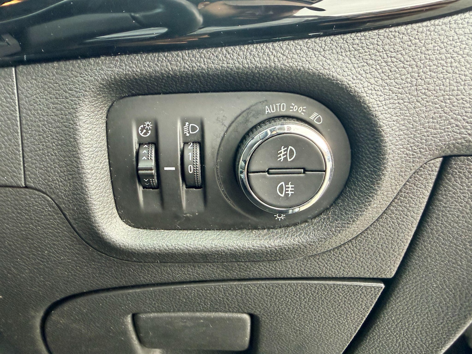 Used Vauxhall Astra 2016 for sale - 78072988: Photo 32