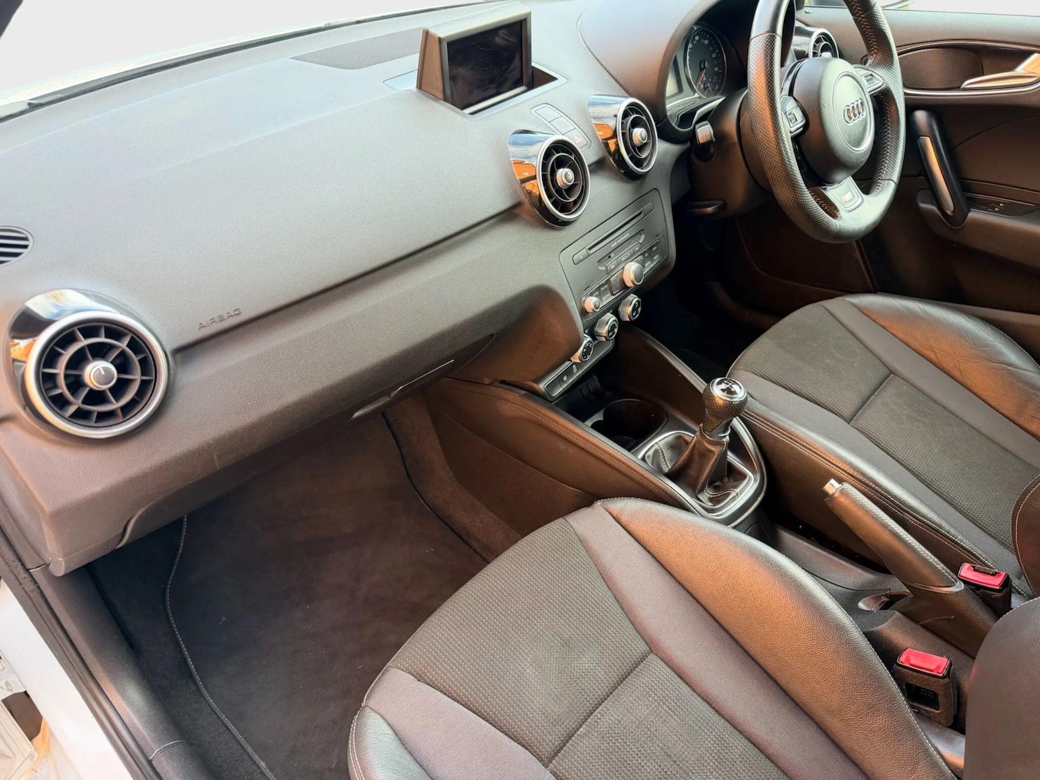 Used Audi A1 2014 for sale - 76913494: Photo 15