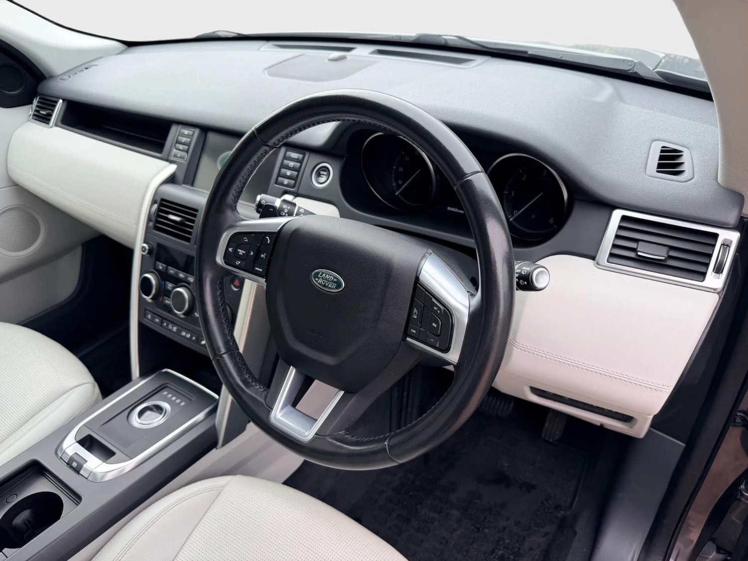 Used Land Rover Discovery Sport 2019 for sale - 76307594: Photo 14