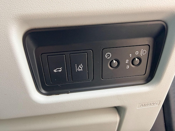 Used Land Rover Discovery Sport 2019 for sale - 76307594: Photo 40