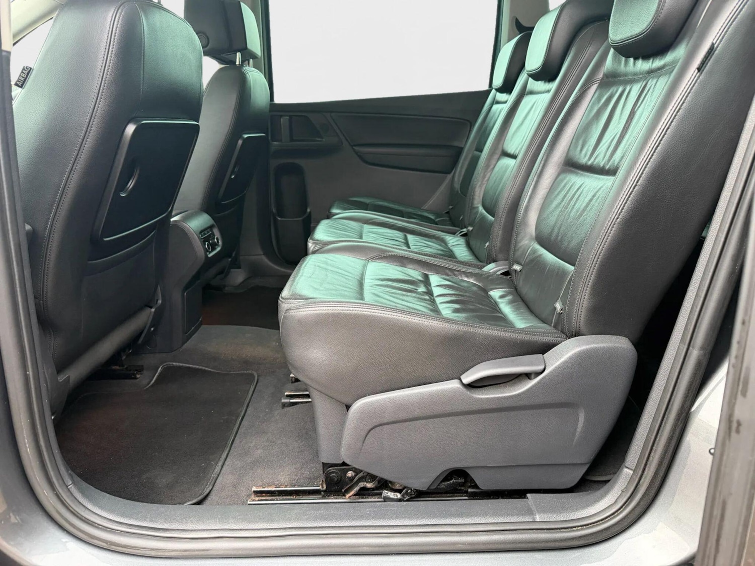 Used Volkswagen Sharan 2012 for sale - 76926391: Photo 20