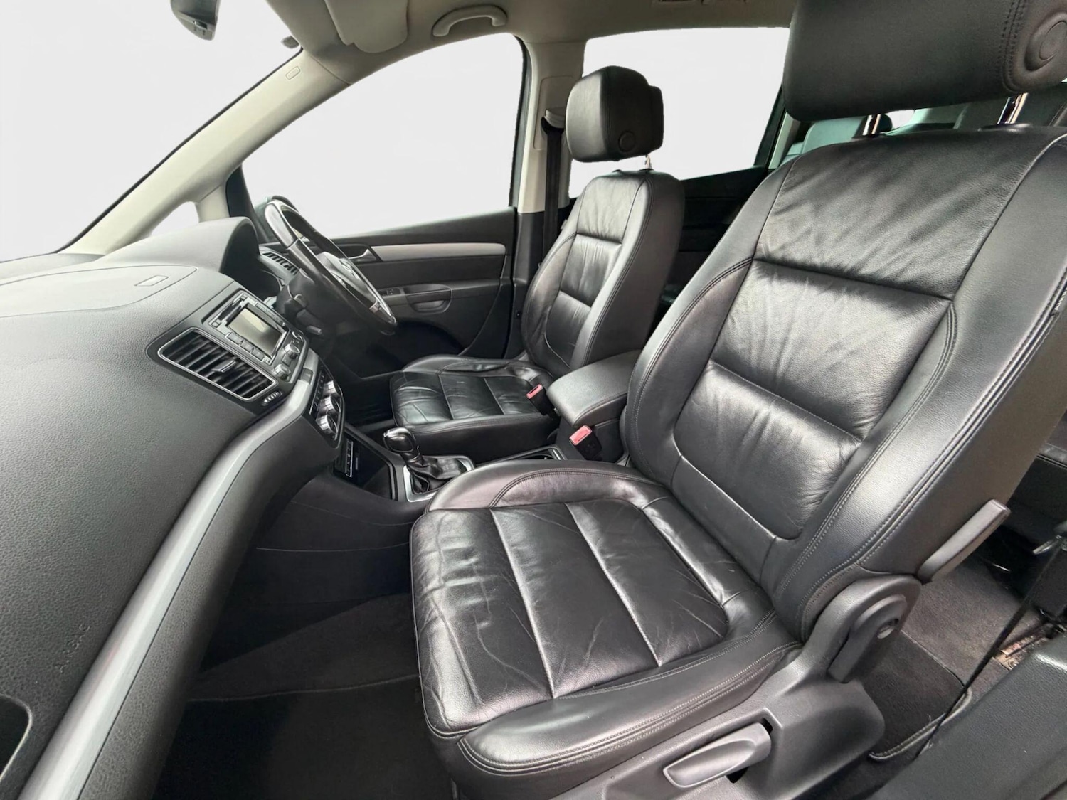 Used Volkswagen Sharan 2012 for sale - 76926391: Photo 24