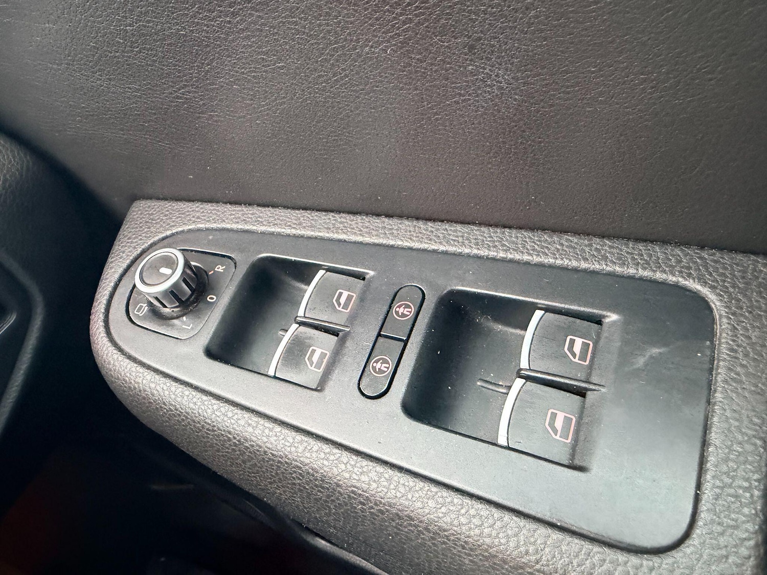 Used Volkswagen Sharan 2012 for sale - 76926391: Photo 36