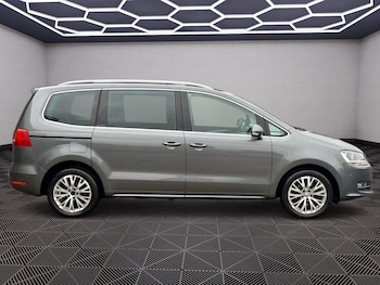 Used Volkswagen Sharan 2012 for sale - 76926391: Photo