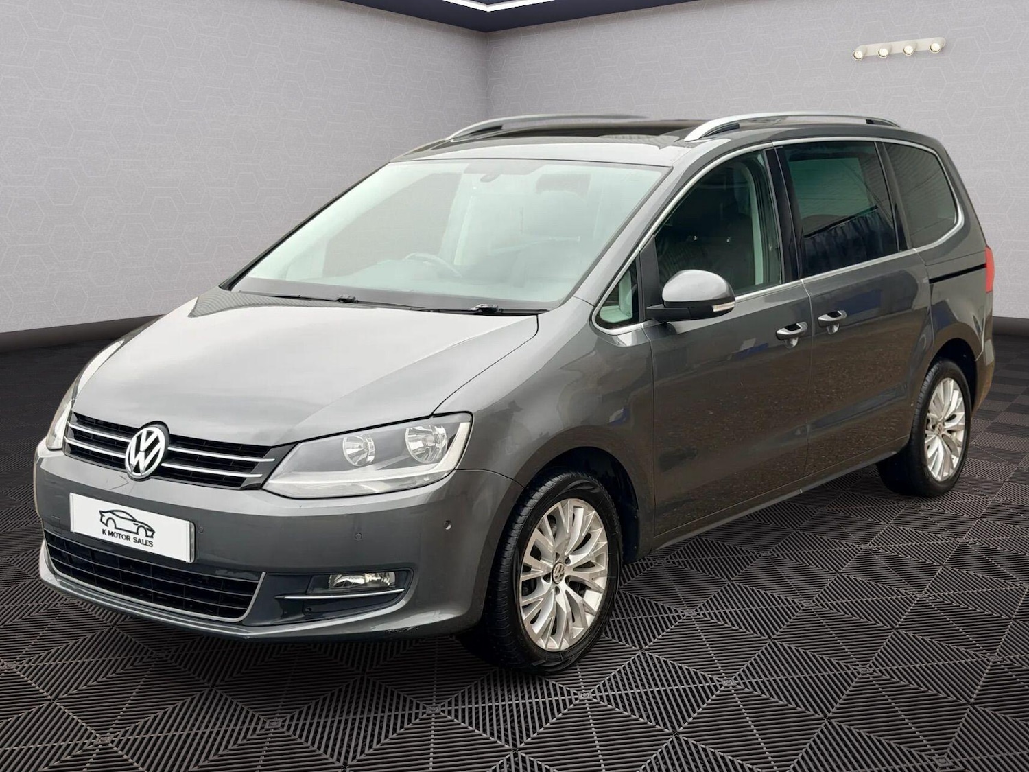 Used Volkswagen Sharan 2012 for sale - 76926391: Photo 8