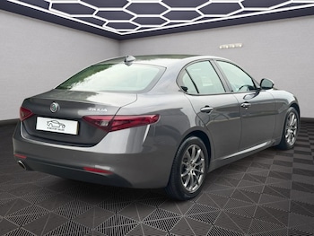 Used Alfa Romeo Giulia 2019 for sale - 76072734: Photo