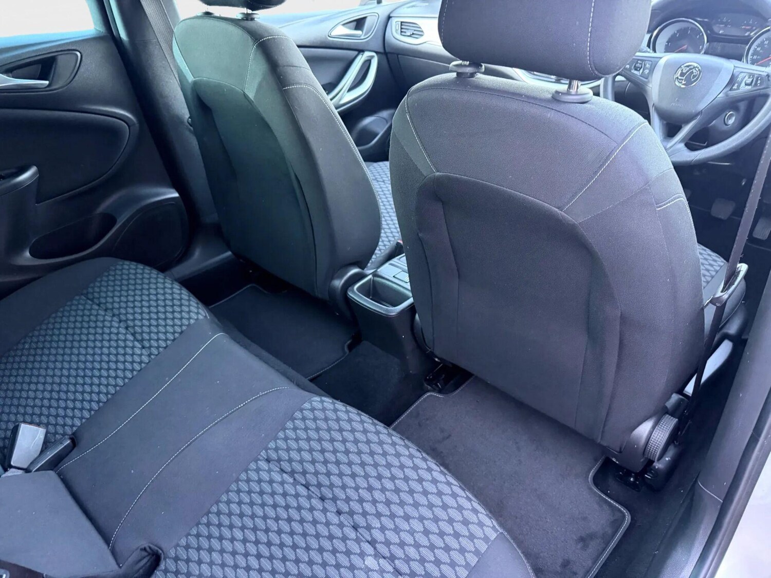 Used Vauxhall Astra for sale - 76832326: Photo 13