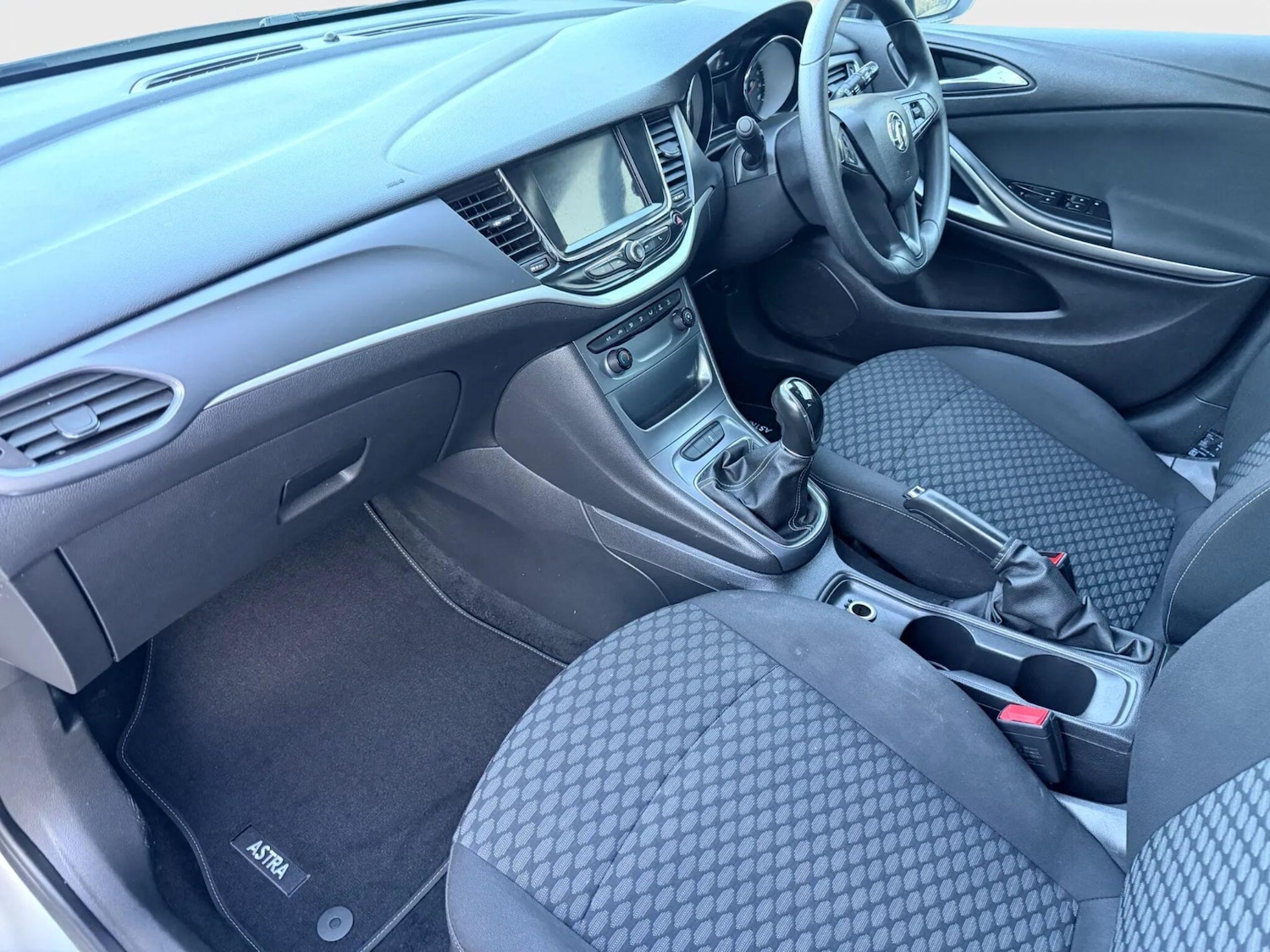 Used Vauxhall Astra for sale - 76832326: Photo 19