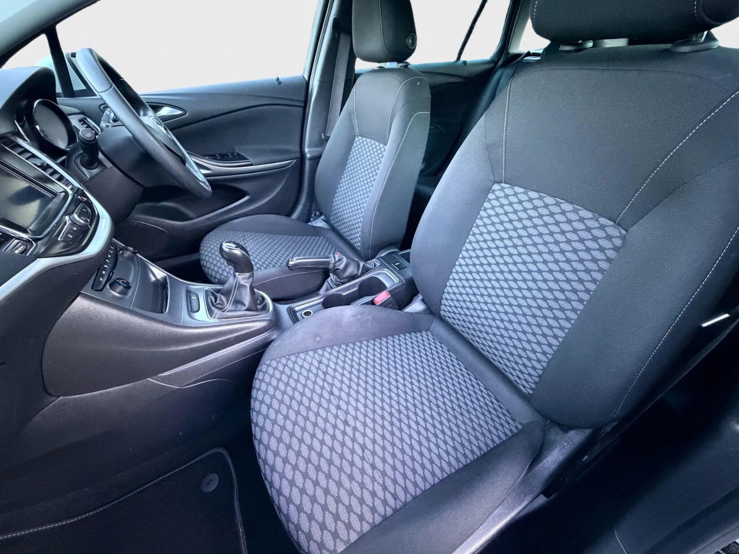 Used Vauxhall Astra for sale - 76832326: Photo 21