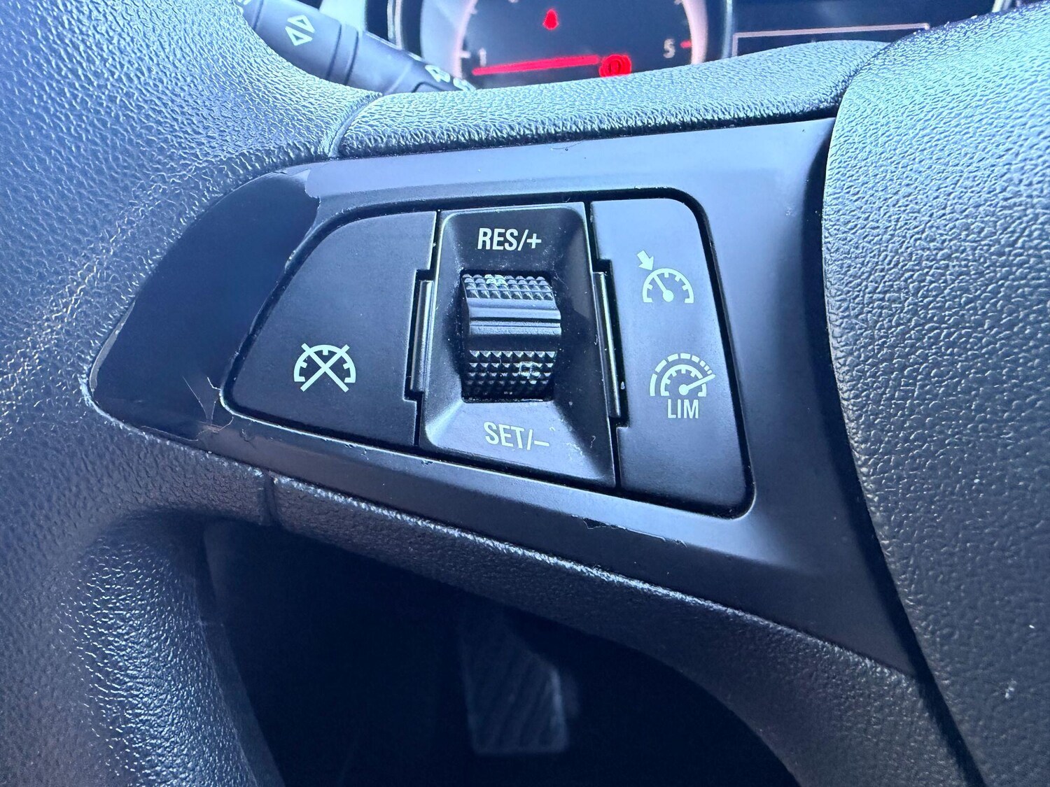 Used Vauxhall Astra for sale - 76832326: Photo 23