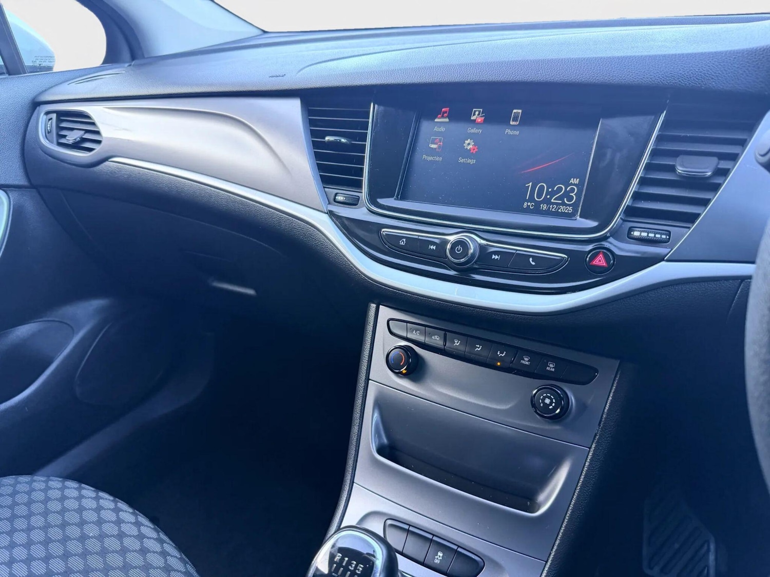 Used Vauxhall Astra for sale - 76832326: Photo 26