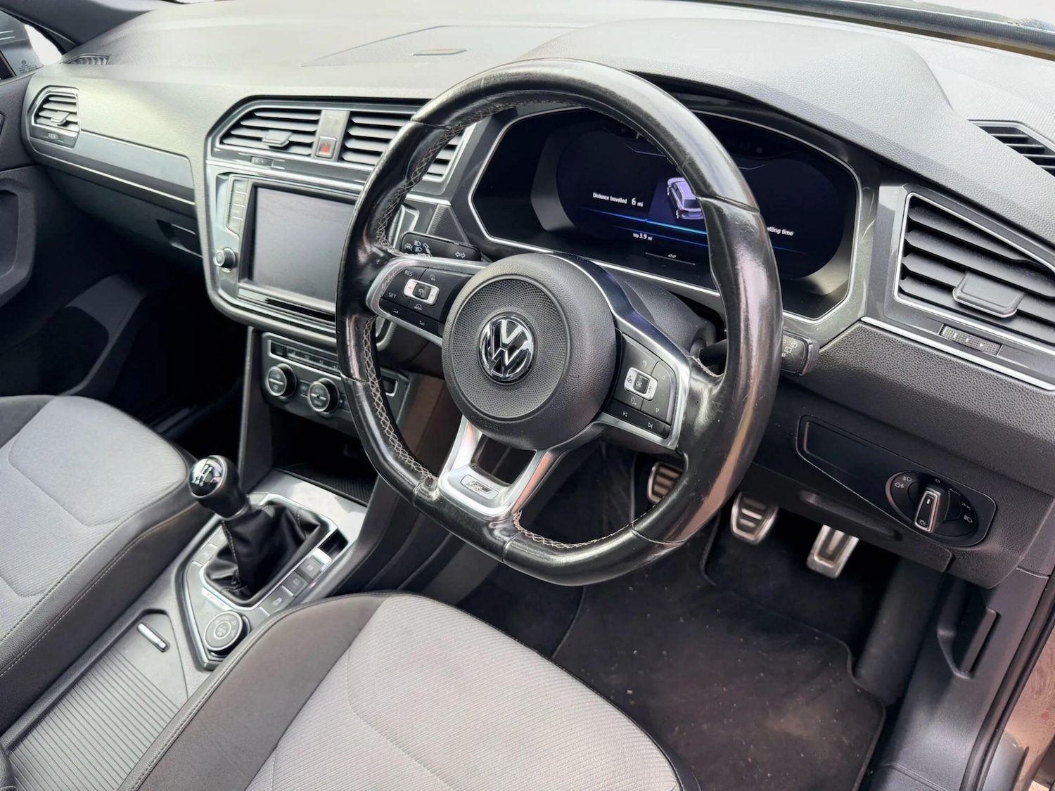 Used Volkswagen Tiguan 2016 for sale - 76295609: Photo 10