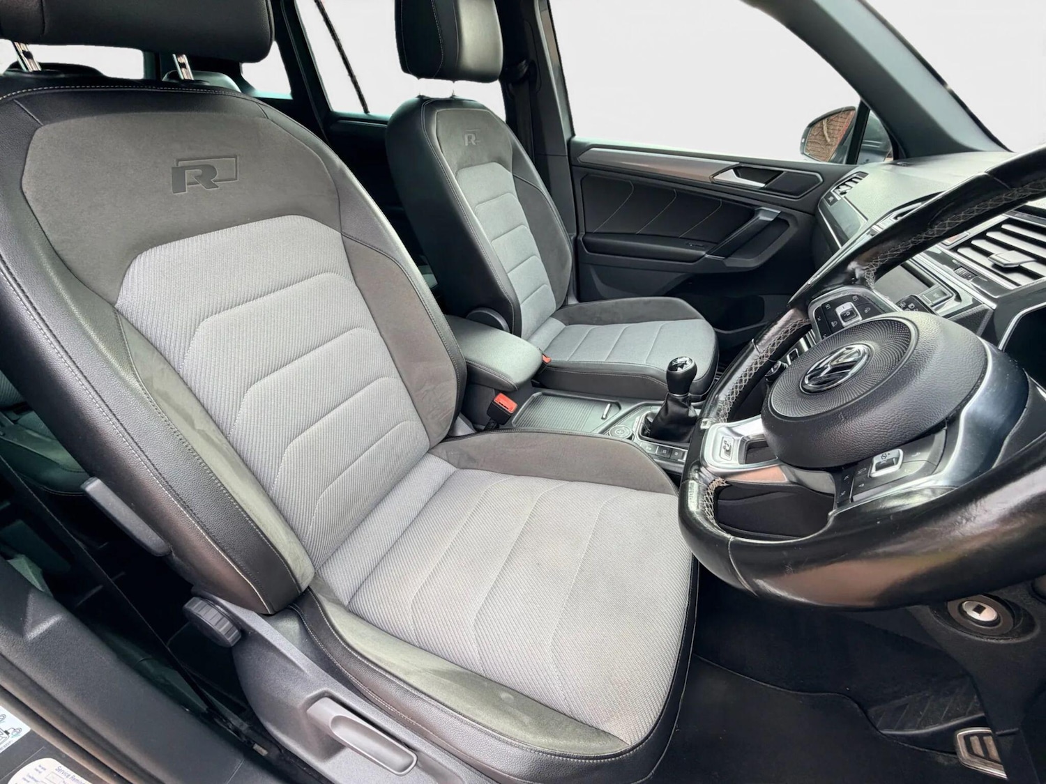 Used Volkswagen Tiguan 2016 for sale - 76295609: Photo 12