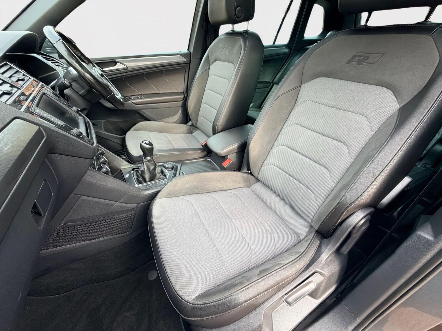 Used Volkswagen Tiguan 2016 for sale - 76295609: Photo 26