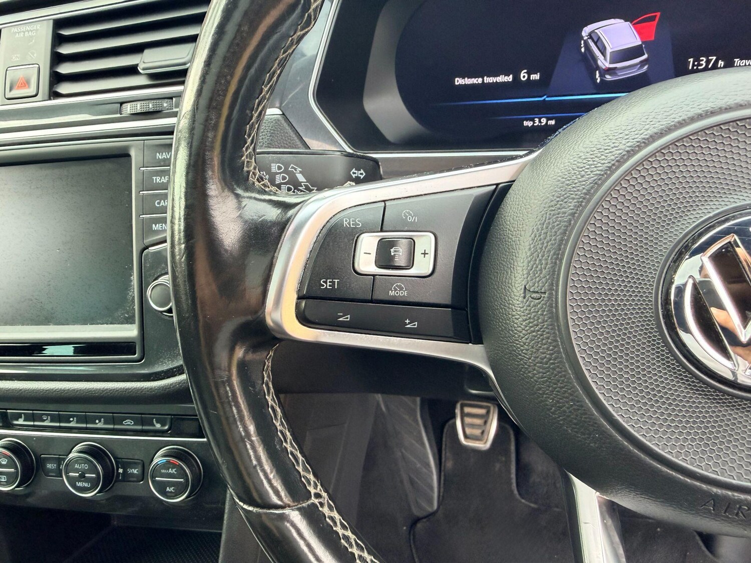 Used Volkswagen Tiguan 2016 for sale - 76295609: Photo 32