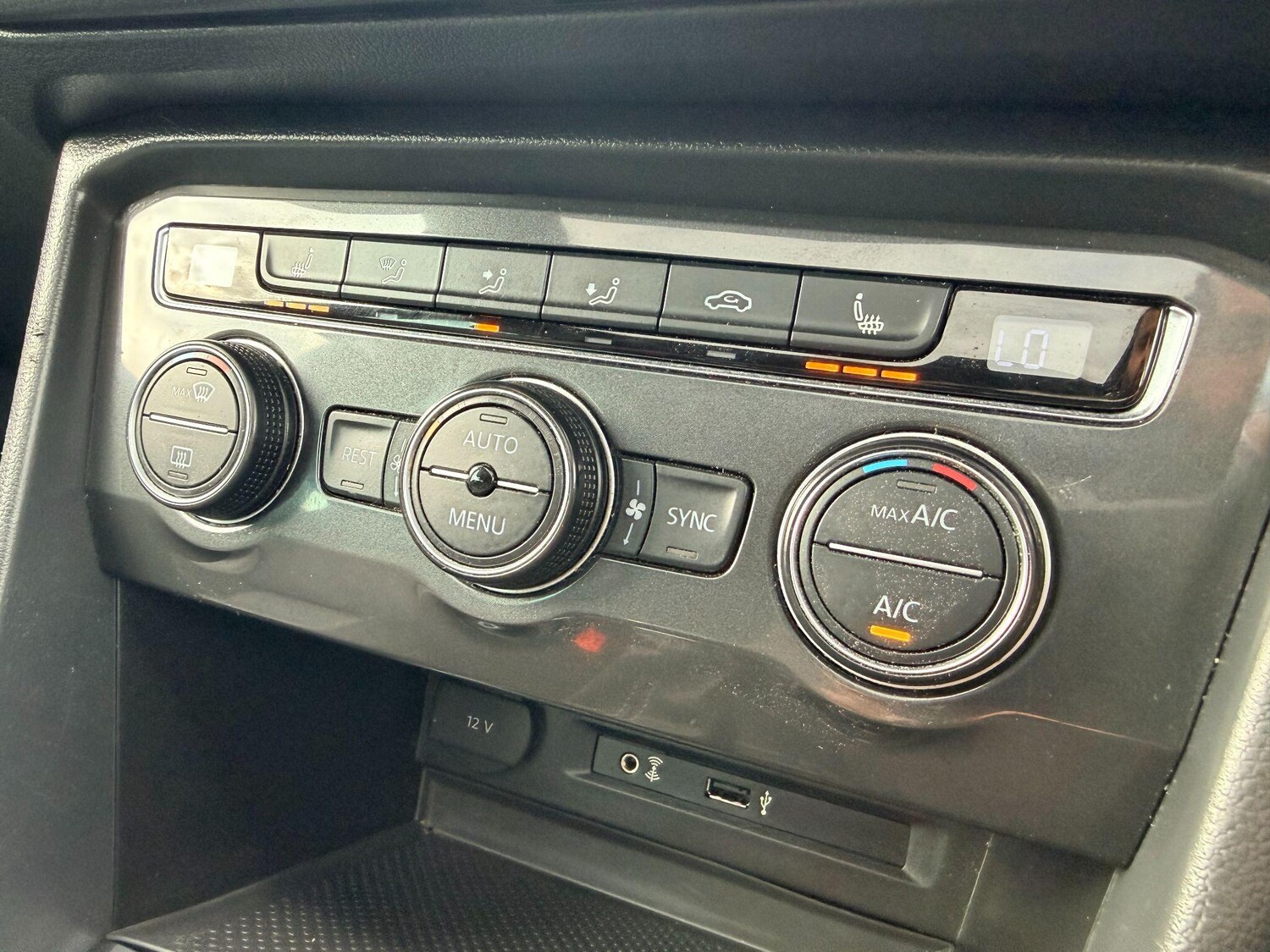 Used Volkswagen Tiguan 2016 for sale - 76295609: Photo 37