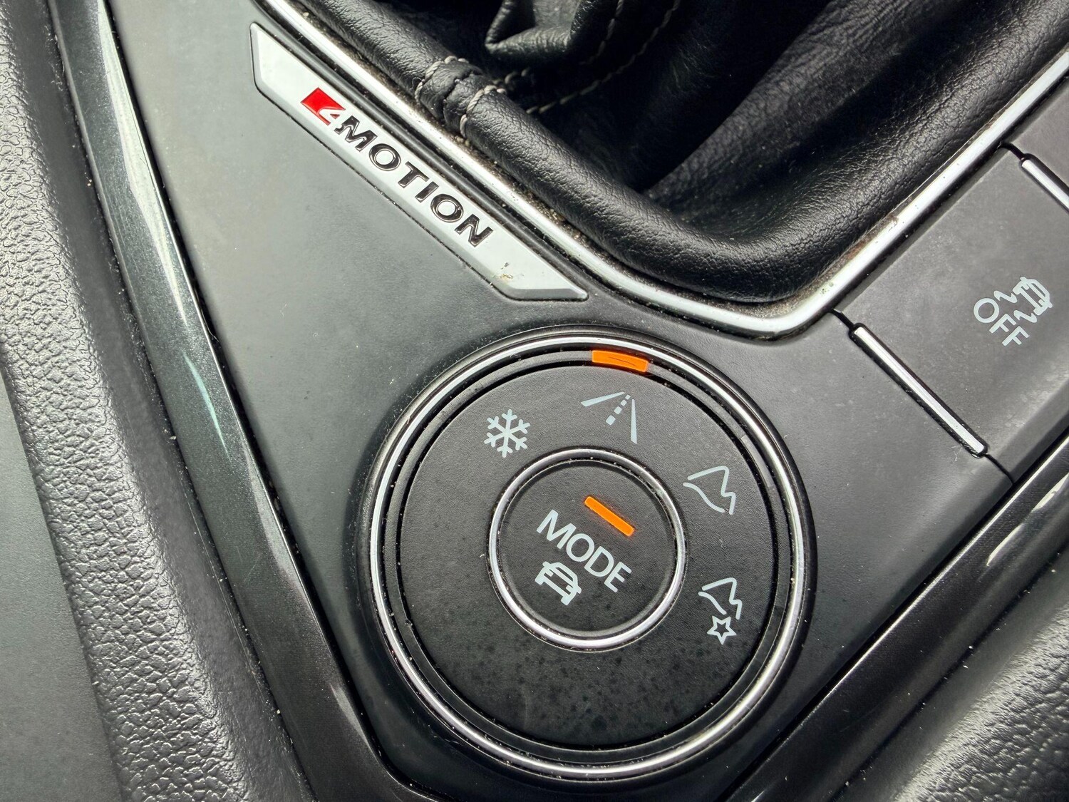 Used Volkswagen Tiguan 2016 for sale - 76295609: Photo 41