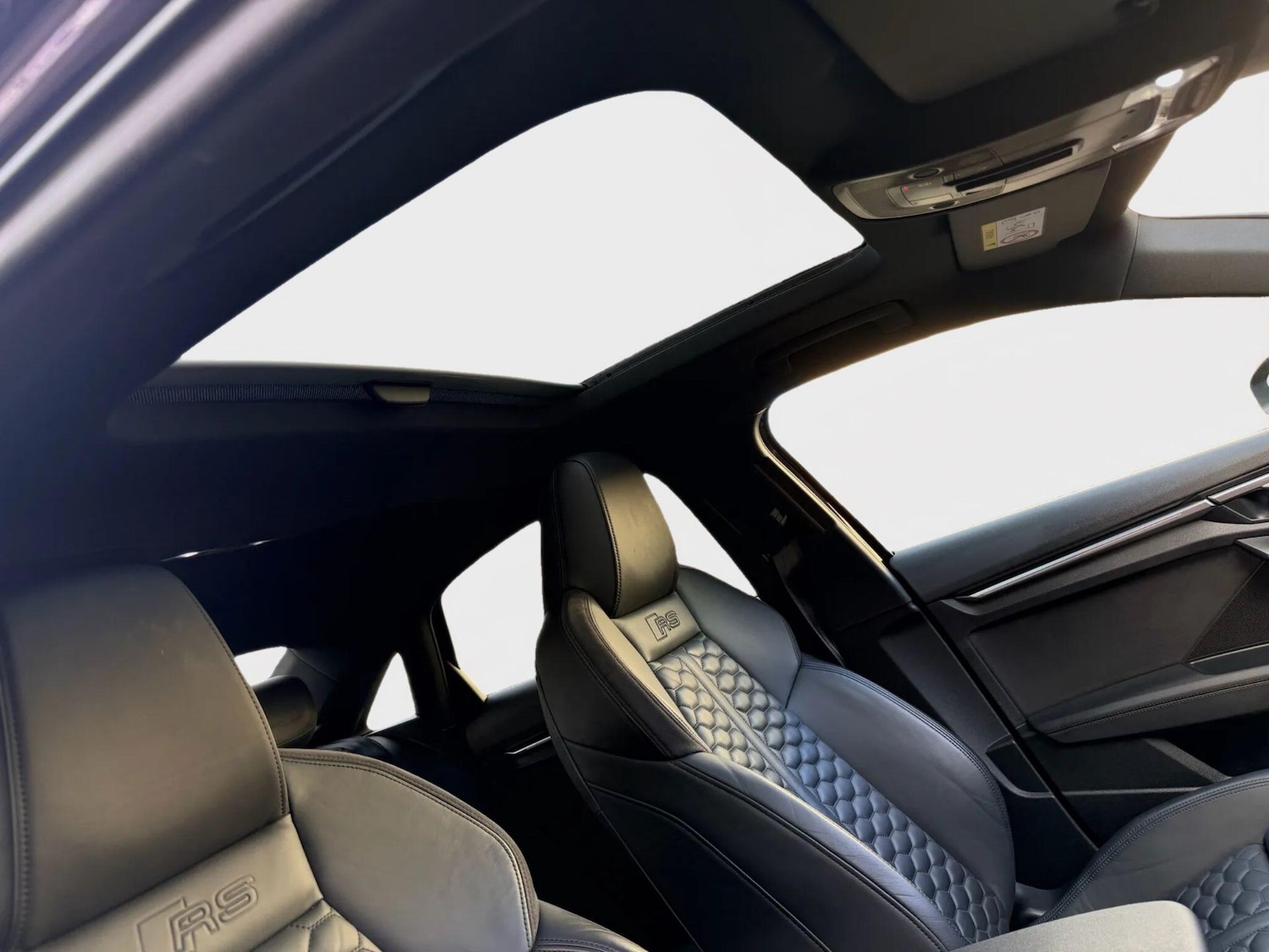 Used Audi RS3 2023 for sale - 76689654: Photo 13