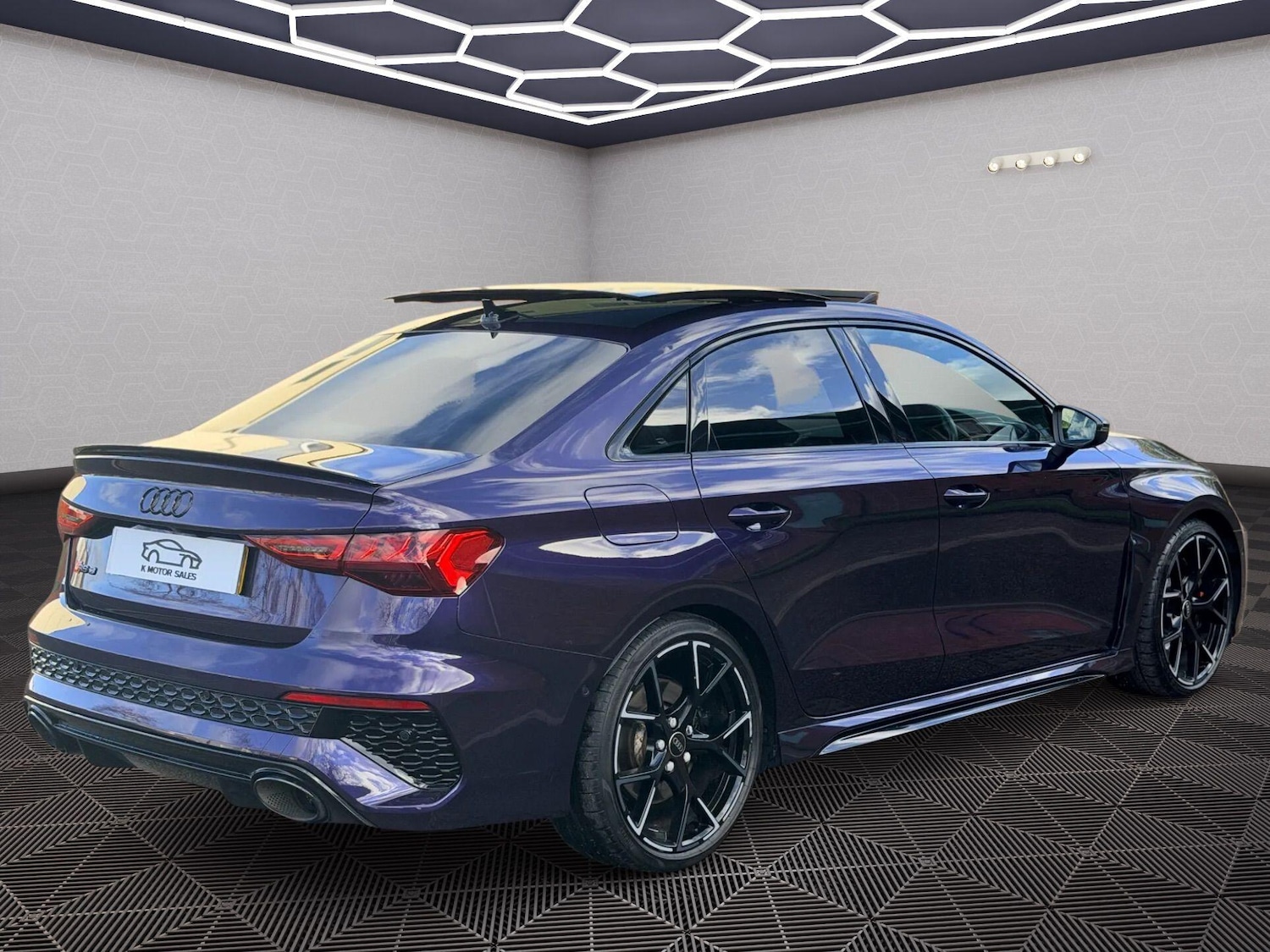 Used Audi RS3 2023 for sale - 76689654: Photo 4