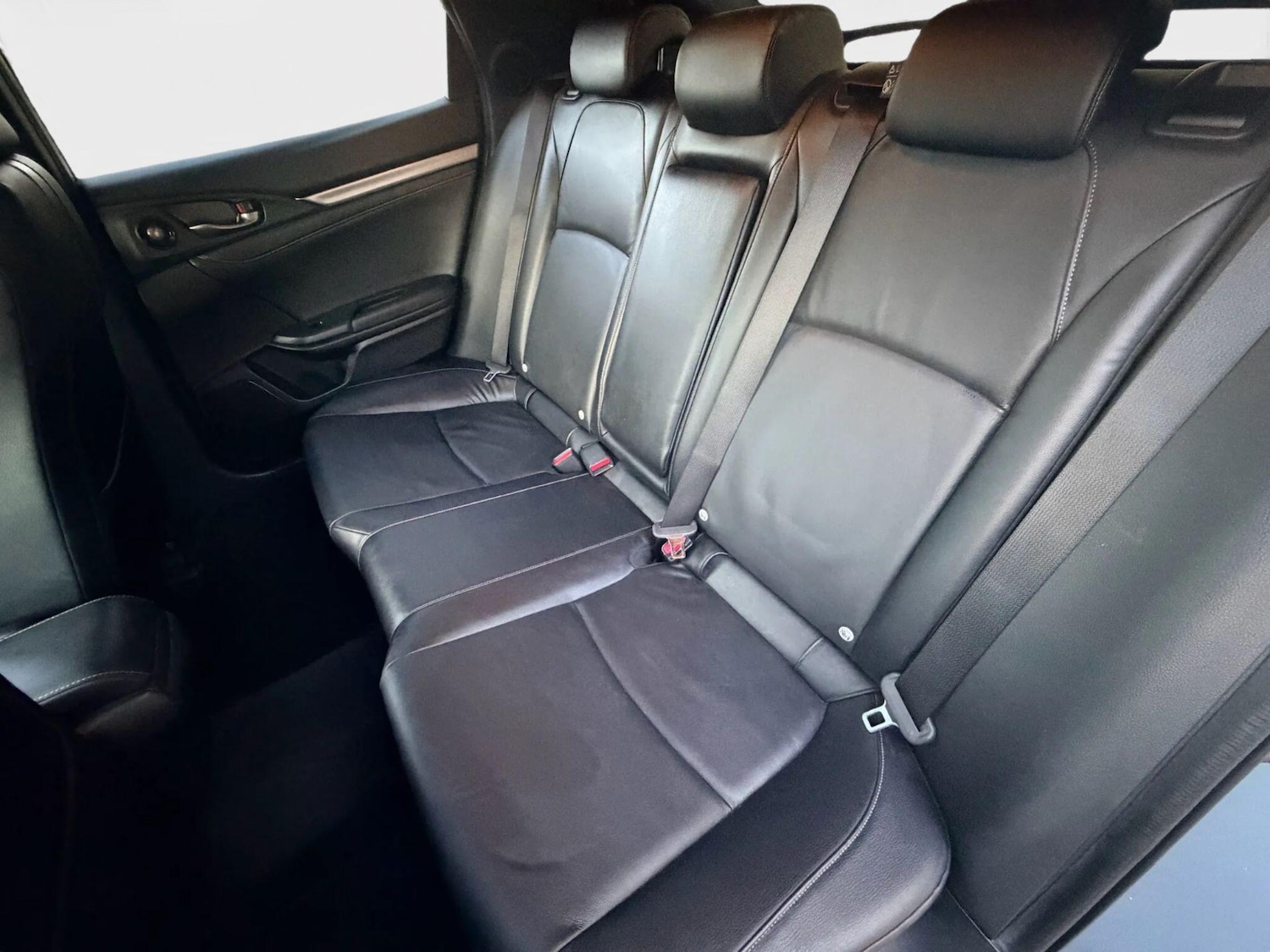 Used Honda Civic 2017 for sale - 77559603: Photo 20