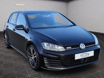 Used Volkswagen Golf 2017 for sale - 78706334: Photo
