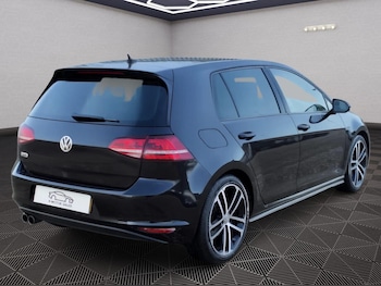 Used Volkswagen Golf 2017 for sale - 78706334: Photo