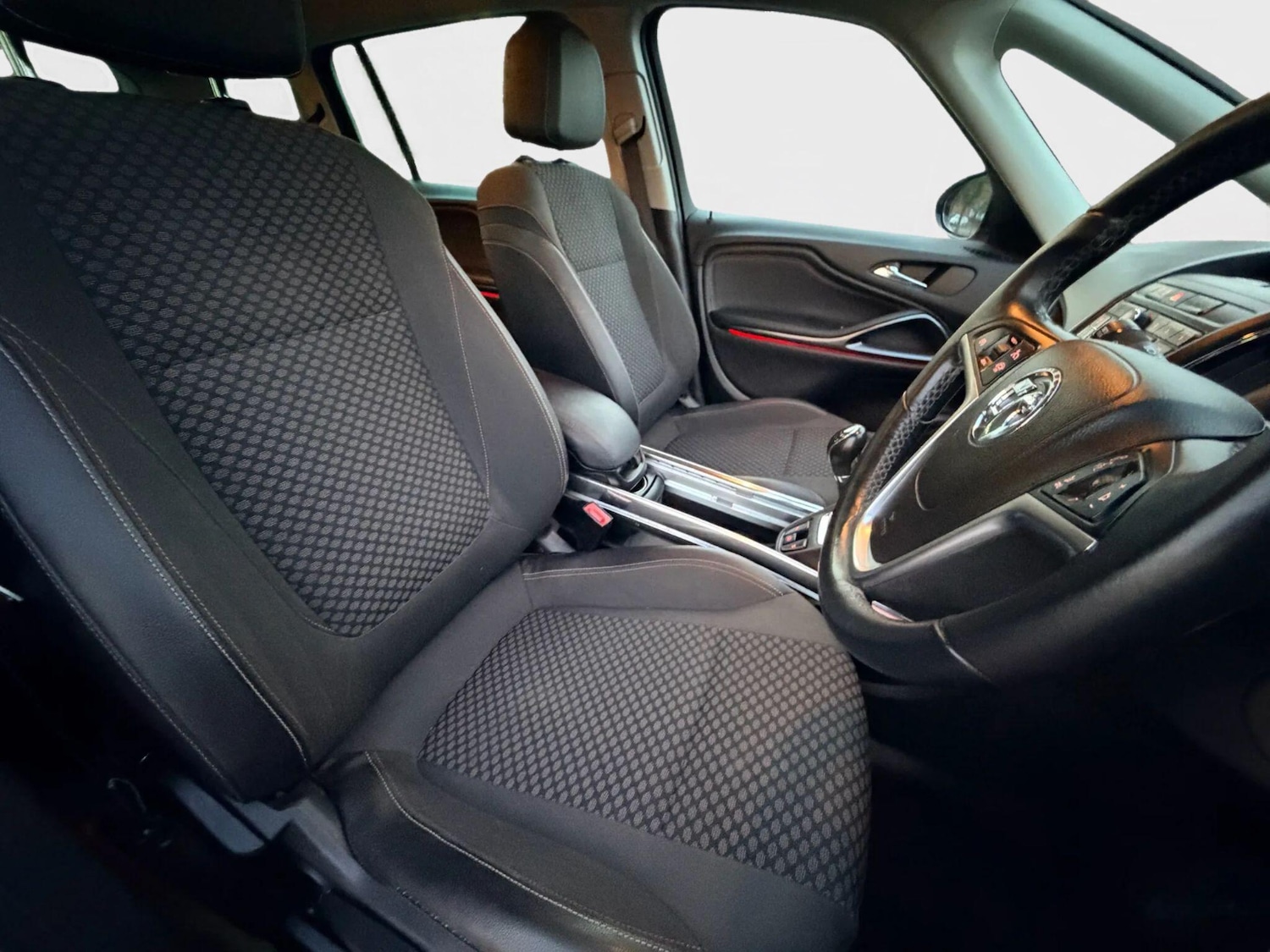 Used Vauxhall Zafira Tourer 2015 for sale - 76122390: Photo 12