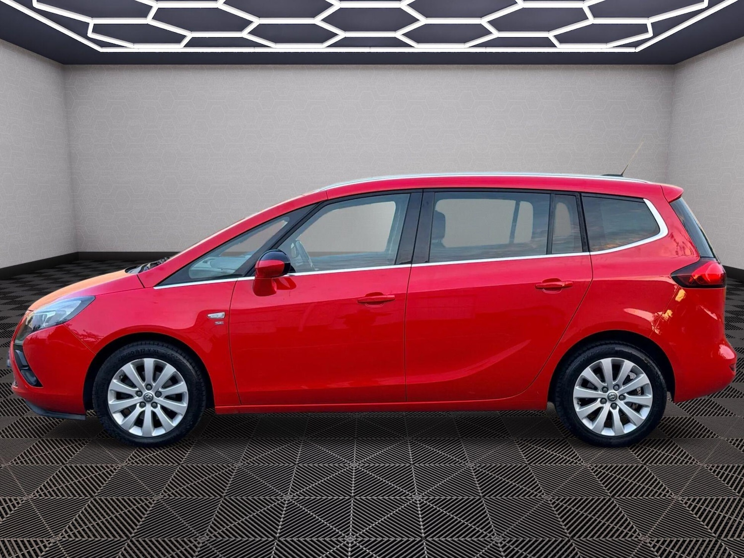 Used Vauxhall Zafira Tourer 2015 for sale - 76122390: Photo 7