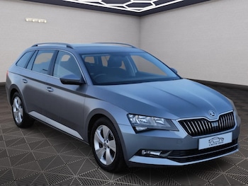 Used Skoda Superb 2017 for sale - 78981407: Photo