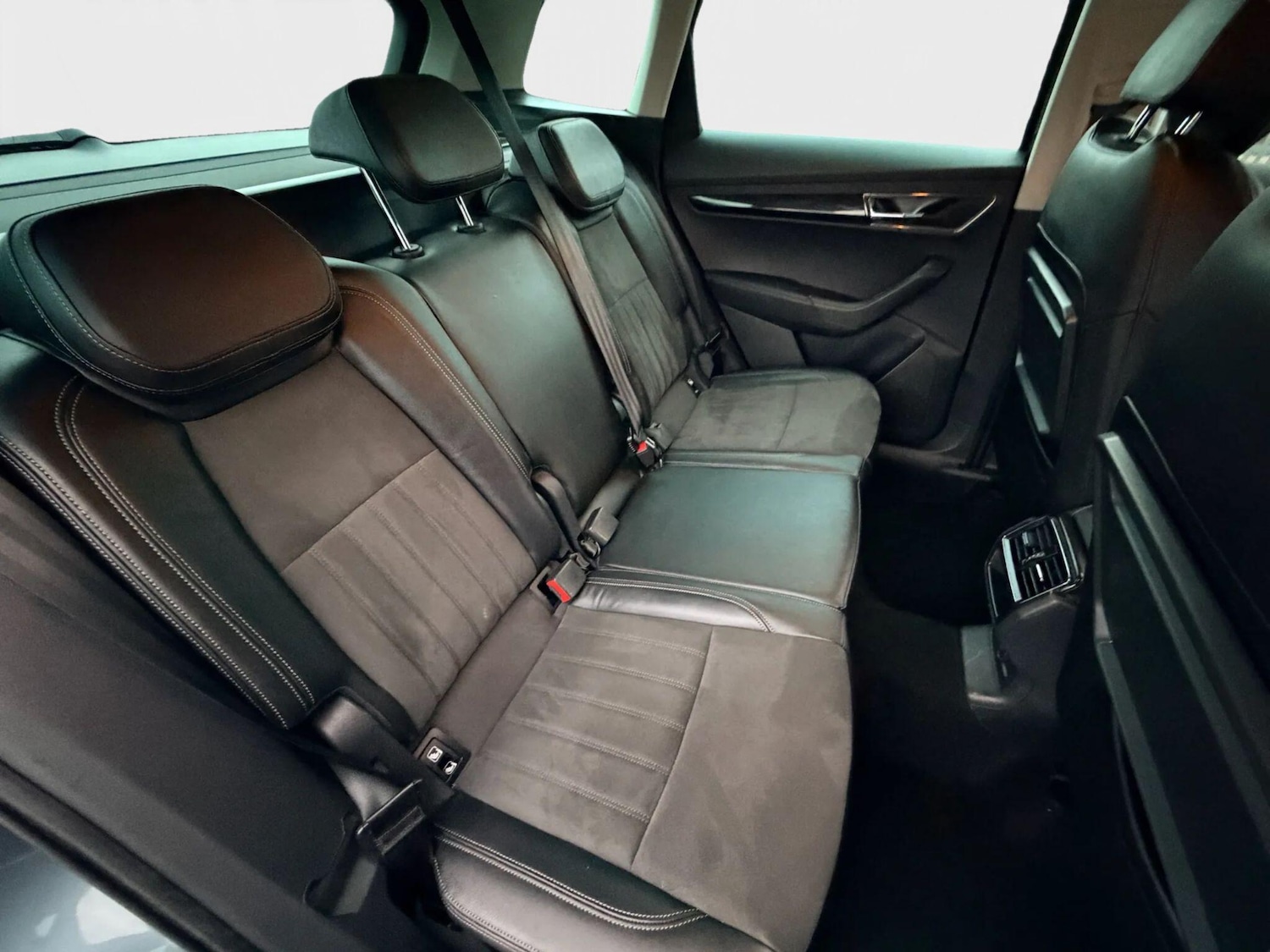 Used Skoda Karoq 2018 for sale - 76441263: Photo 15