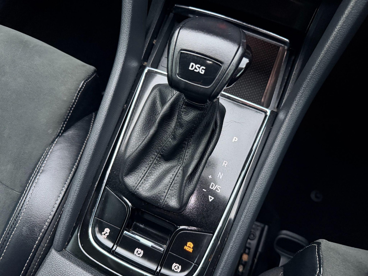 Used Skoda Karoq 2018 for sale - 76441263: Photo 30