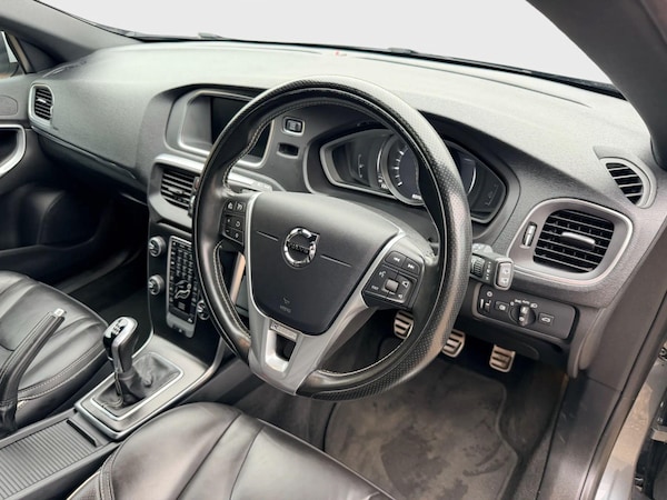 Used Volvo V40 2019 for sale - 76260030: Photo 10