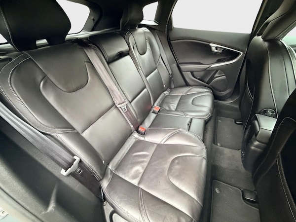 Used Volvo V40 2019 for sale - 76260030: Photo 15
