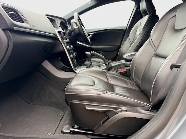 Used Volvo V40 2019 for sale - 76260030: Photo 20