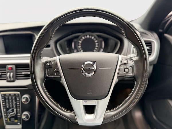 Used Volvo V40 2019 for sale - 76260030: Photo 23